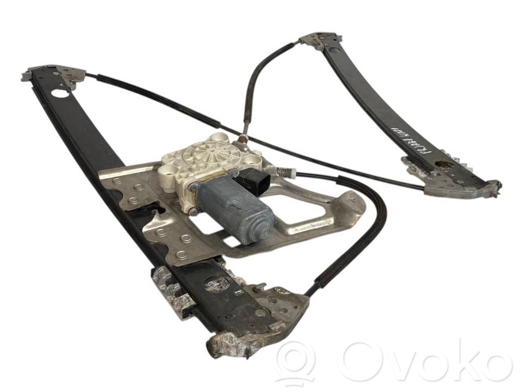 Priekšpusē elektriskā loga pacelšanas mehānisma komplekts