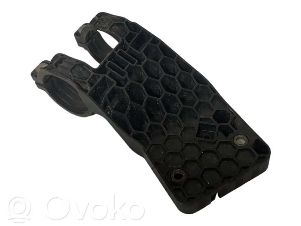 Degvielas filtra turētājs