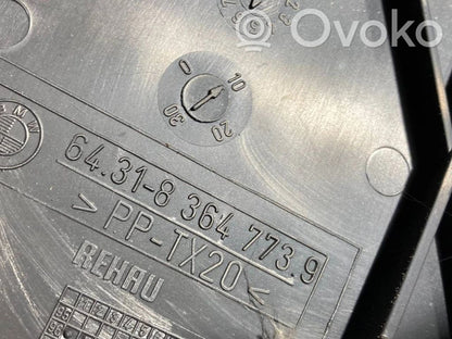 Salona gaisa mezgla plastmasas korpuss