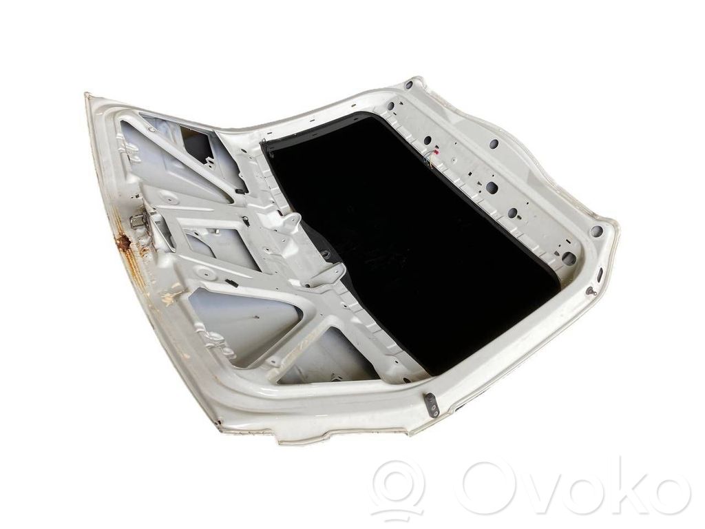 Aizmugurējais pārsegs (bagāžnieks)