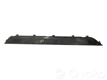 Front sill trim (inner)