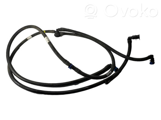 Lukturu mazgāšanas šķidruma trubiņa (-as)