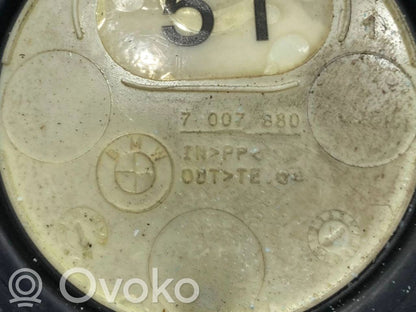 Cita veida dzinēja nodalījuma detaļa