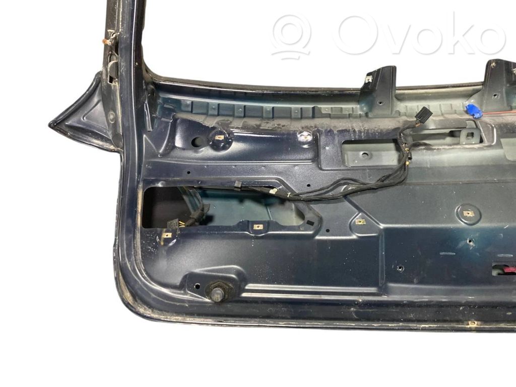 Aizmugurējais pārsegs (bagāžnieks)