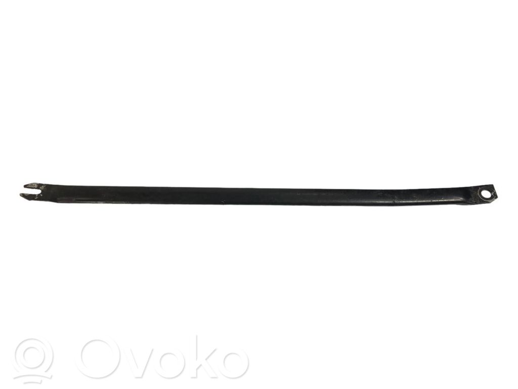 Cita veida dzinēja nodalījuma detaļa