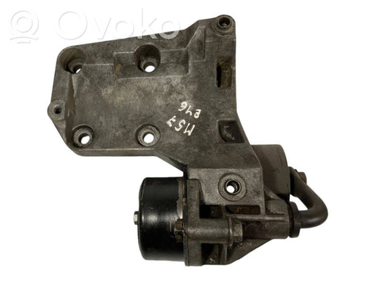 Air conditioning compressor mount