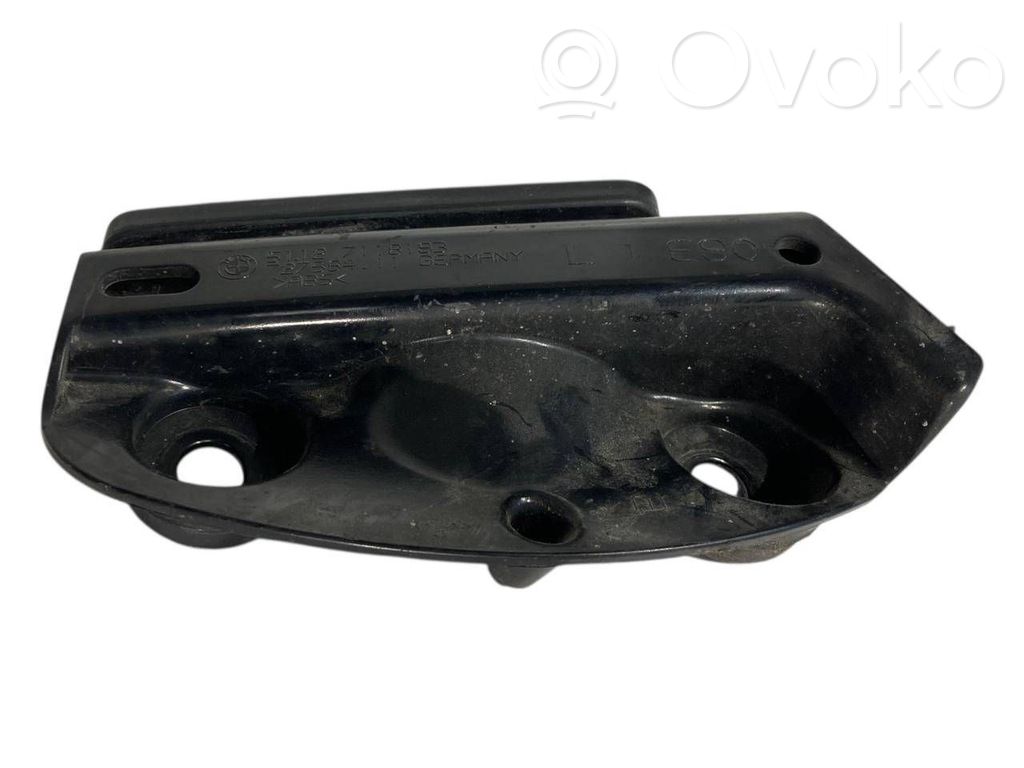 Aizmugurējā bufera montāžas kronšteins