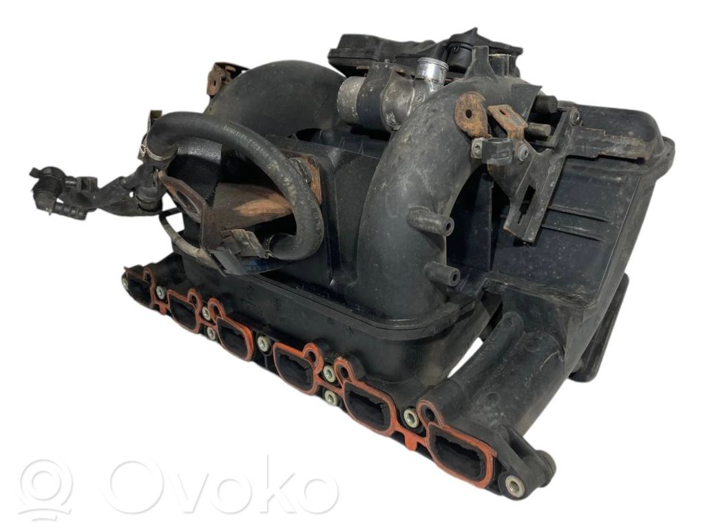 Впускной коллектор