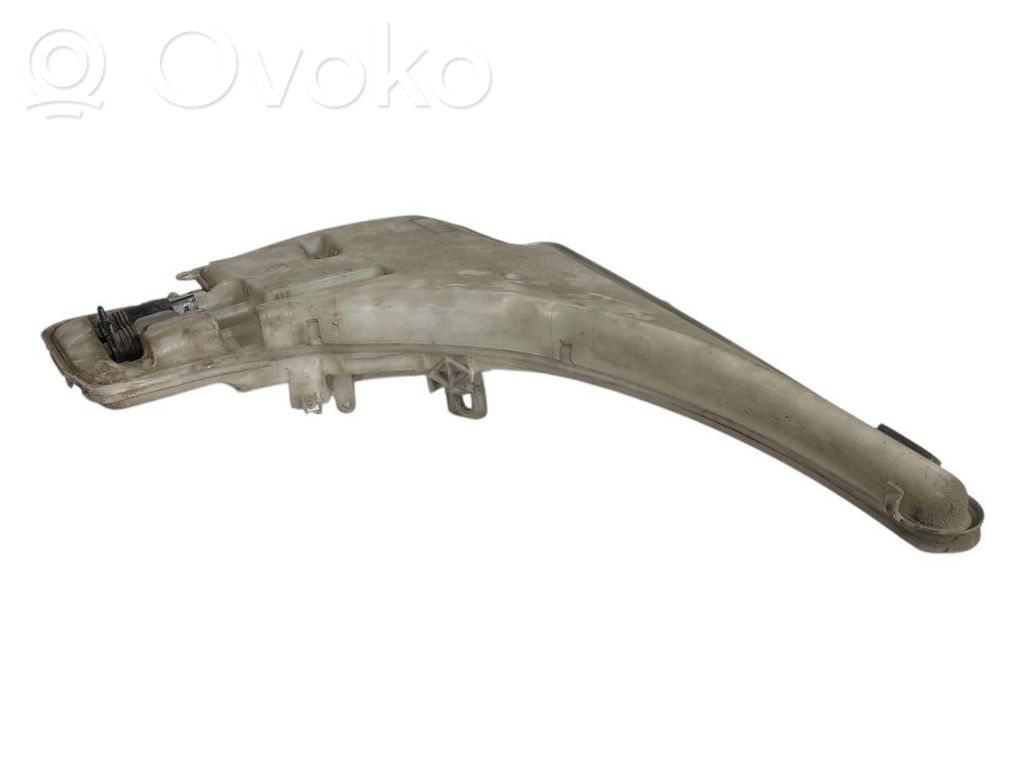 Logu šķidruma tvertne