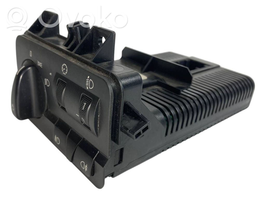 Headlight switch