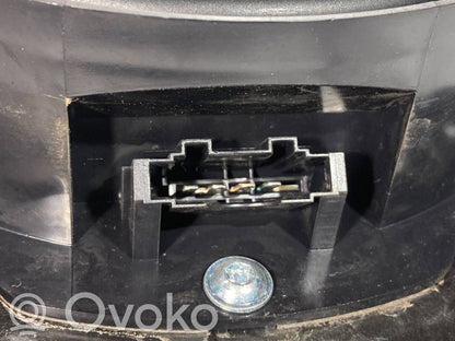 Priekšpusē elektriskā loga pacelšanas mehānisma komplekts