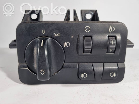 Headlight switch