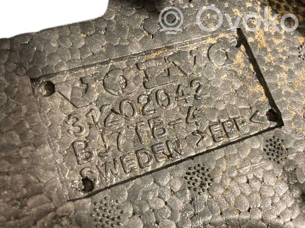 Rezerves riteņa nodalījuma dekoratīvā apdare