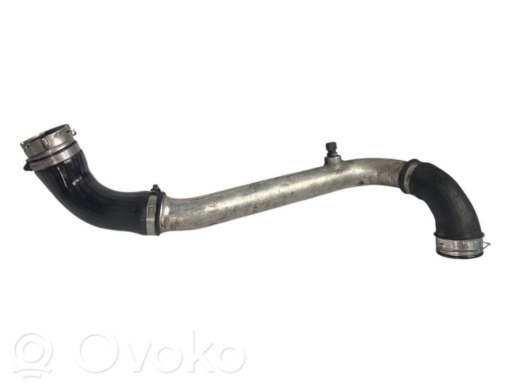 Interkūlera šļūtene (-es) / caurule (-es)