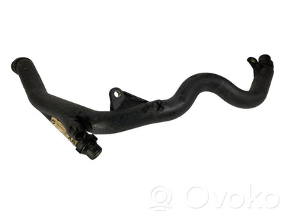 Caurulīte (-es) / šļūtene (-es)