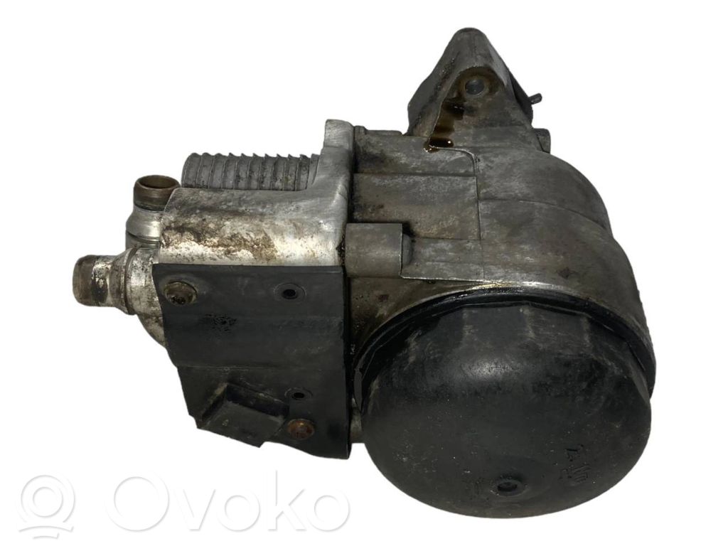 Oil filter holder/cooler