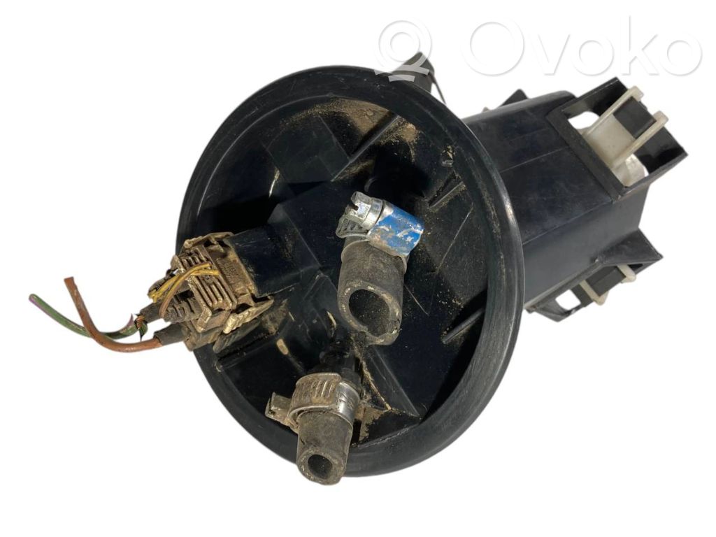 Fuel pump (in the fuel tank)