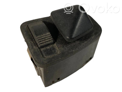 Side mirror switch