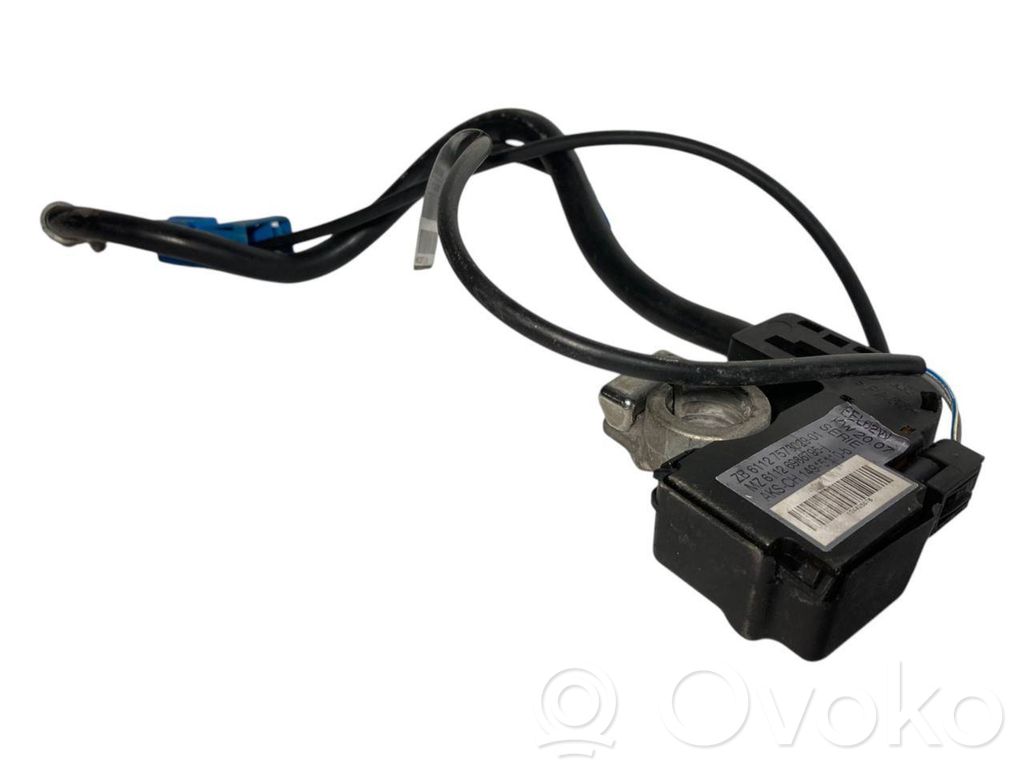 Отрицательный провод (аккумулятор)