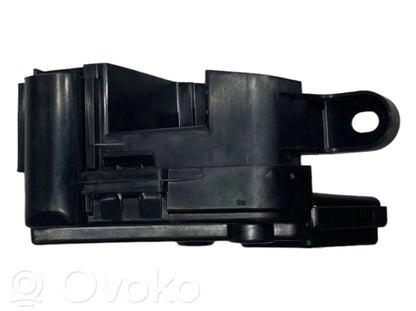 Vacuum air tank