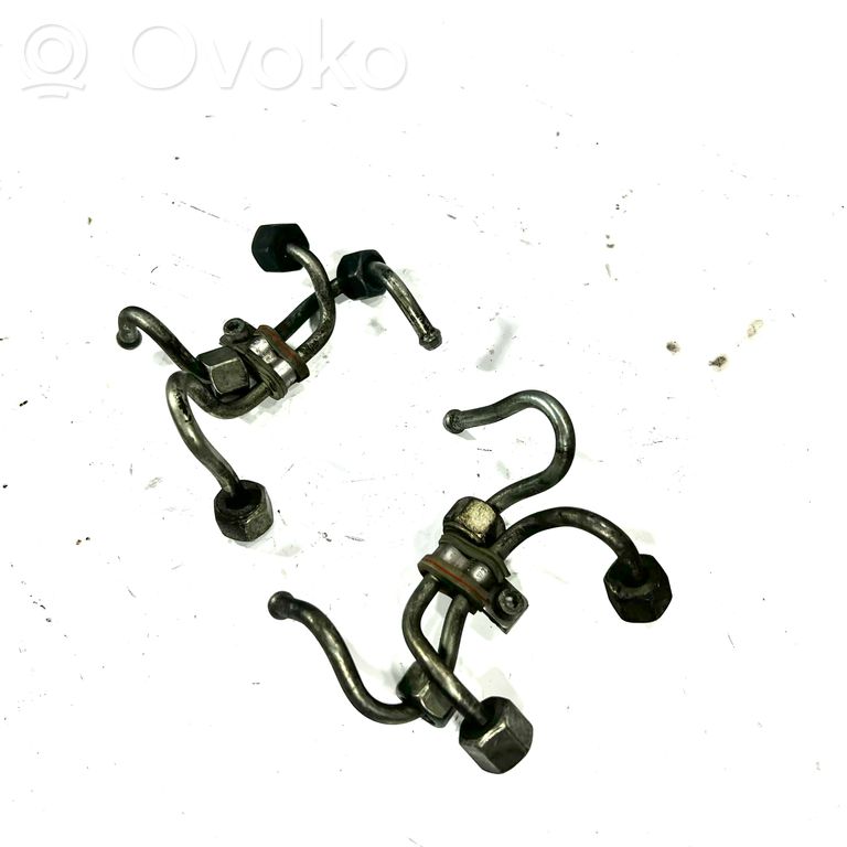 Degvielas maģistrālā caurule