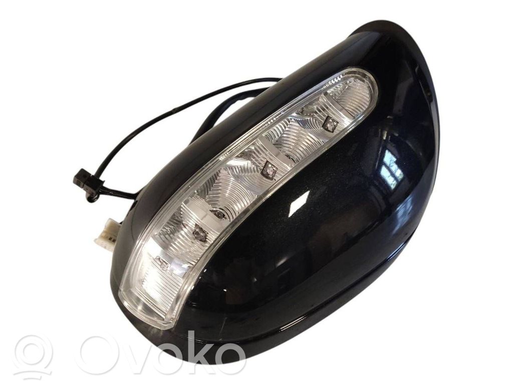 Spogulis (elektriski vadāms)
