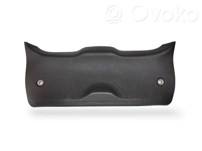 Galvenais apdares panelis