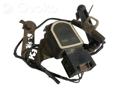 Augstuma sensors (priekšējo lukturu)