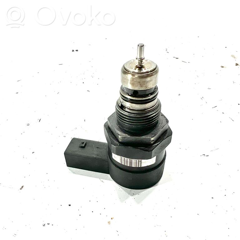 Fuel pressure regulator