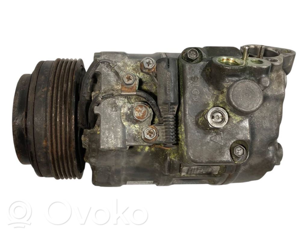 Air conditioner compressor (pump)