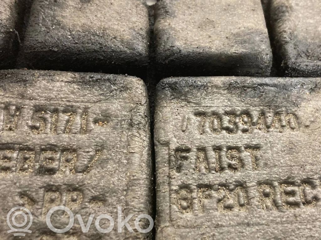 Dzinēja apakšas aizsargs