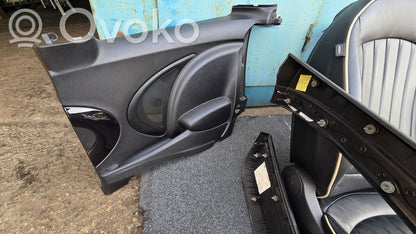 Salona daļu komplekts