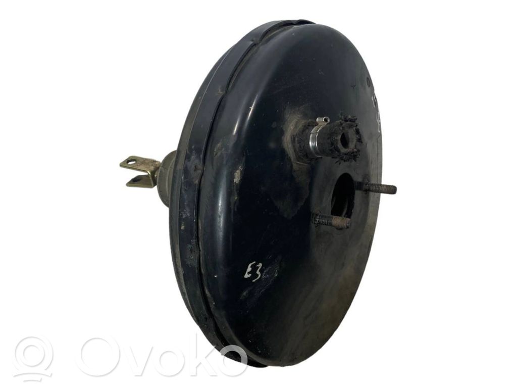 Вакуумный усилитель тормозов