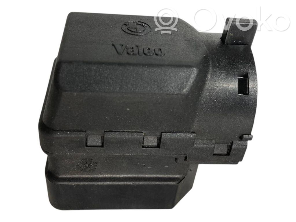 Aizdedzes slēdža kontakti