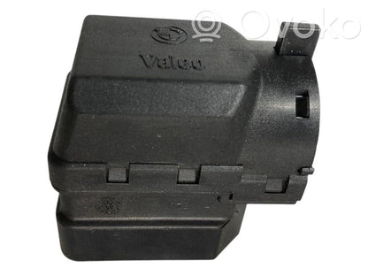 Aizdedzes slēdža kontakti