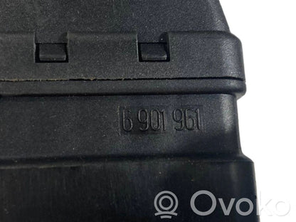 Ignition switch contacts