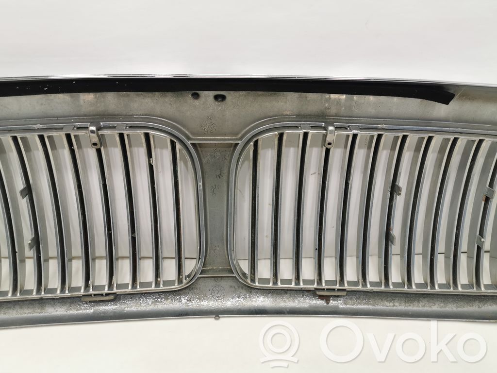 Priekšējais režģis