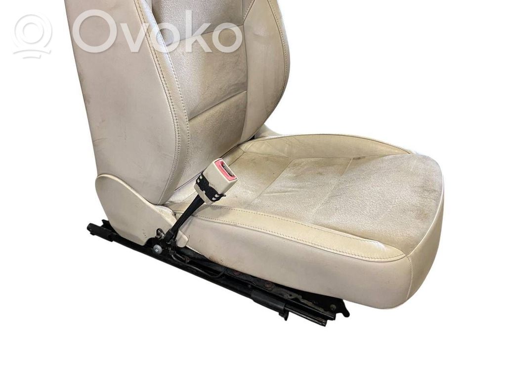 Sēdekļu komplekts