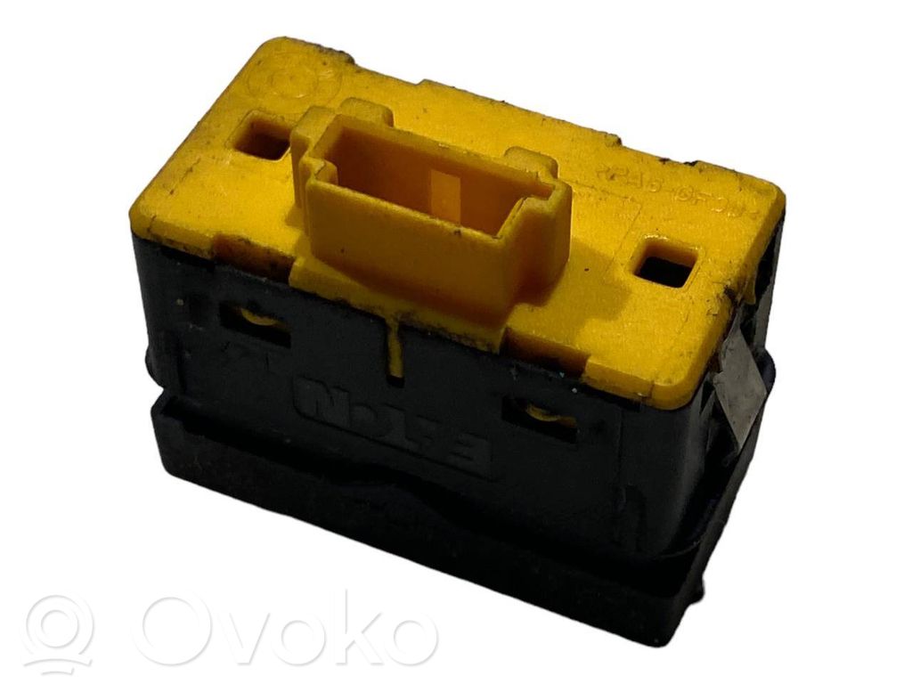 Elektrisko logu slēdzis