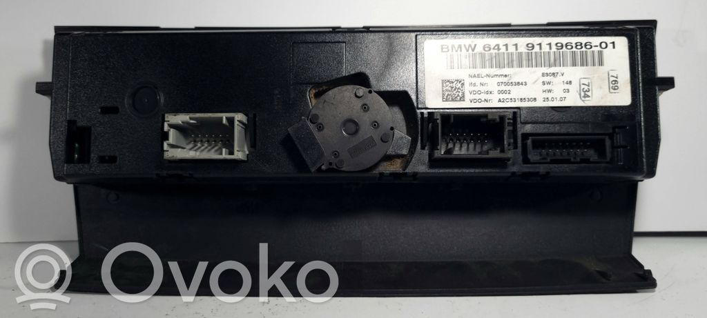Gaisa kondicioniera / klimata kontroles / salona apsildes vadības bloks (salonā)