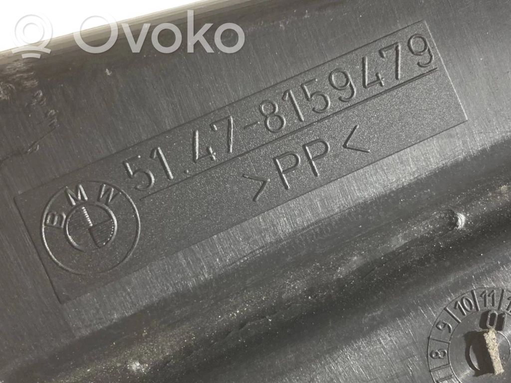 Sānu dekoratīvās apdares panelis