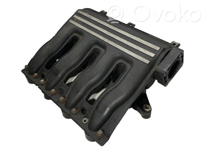 Впускной коллектор