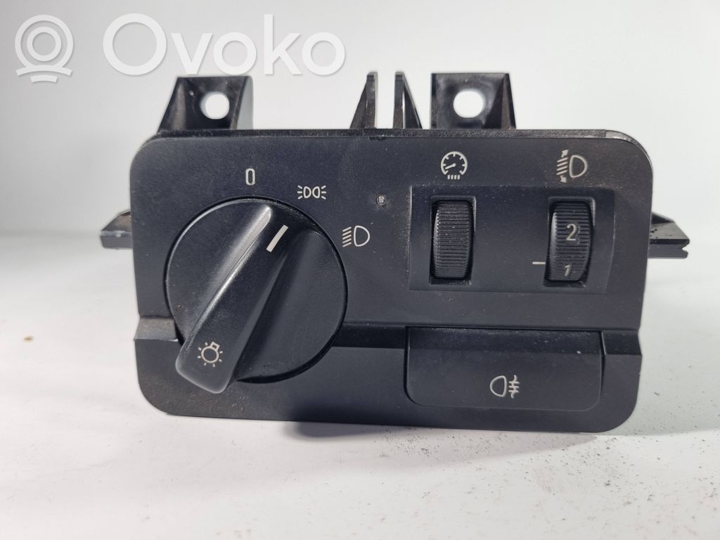 Headlight switch