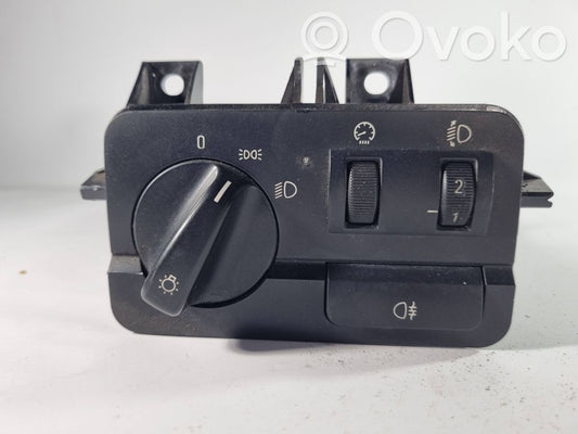 Headlight switch