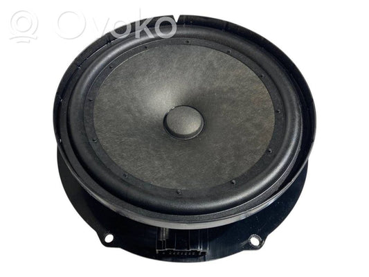 Skaļrunis (-i) priekšējās durvīs