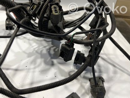 Dzinēja vadu instalācija