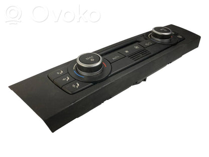 Air conditioning / climate control / interior heating control unit (in the passenger compartment)