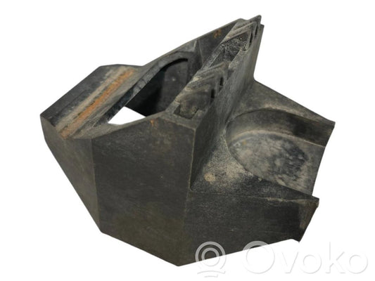 Держатель/кронштейн радиатора(ов)