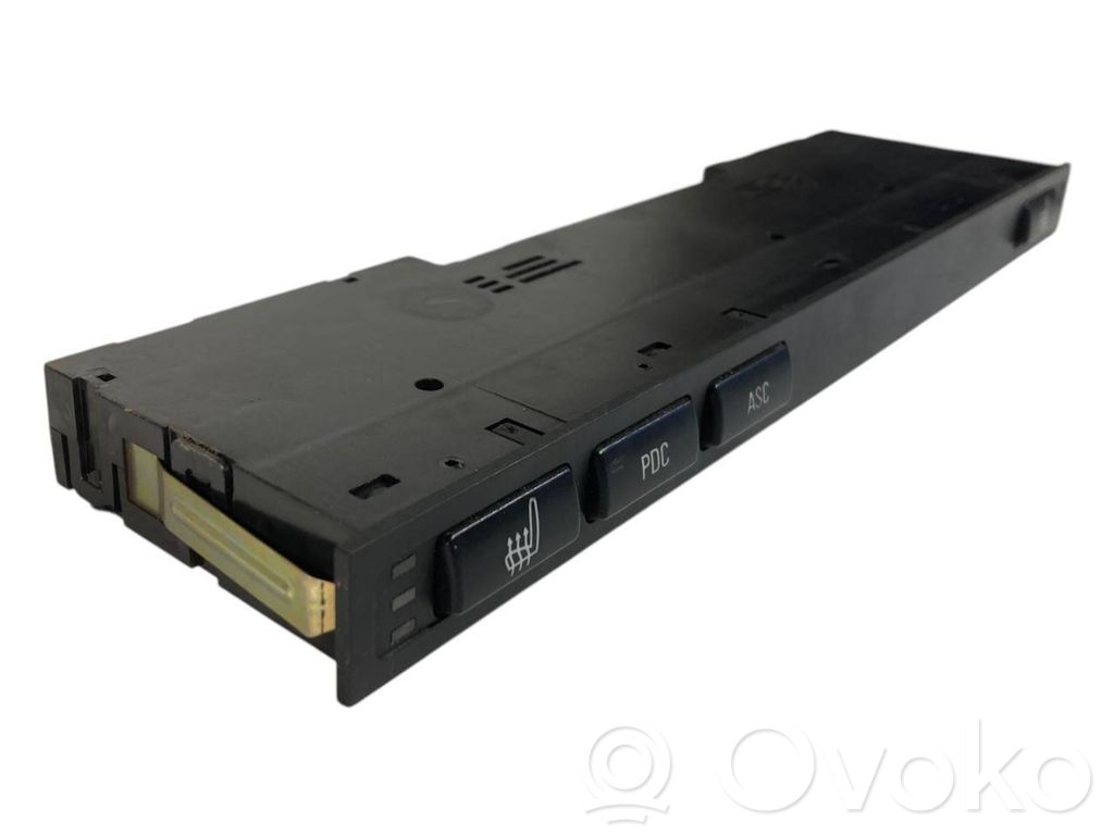 Sēdekļu apsildes slēdzis