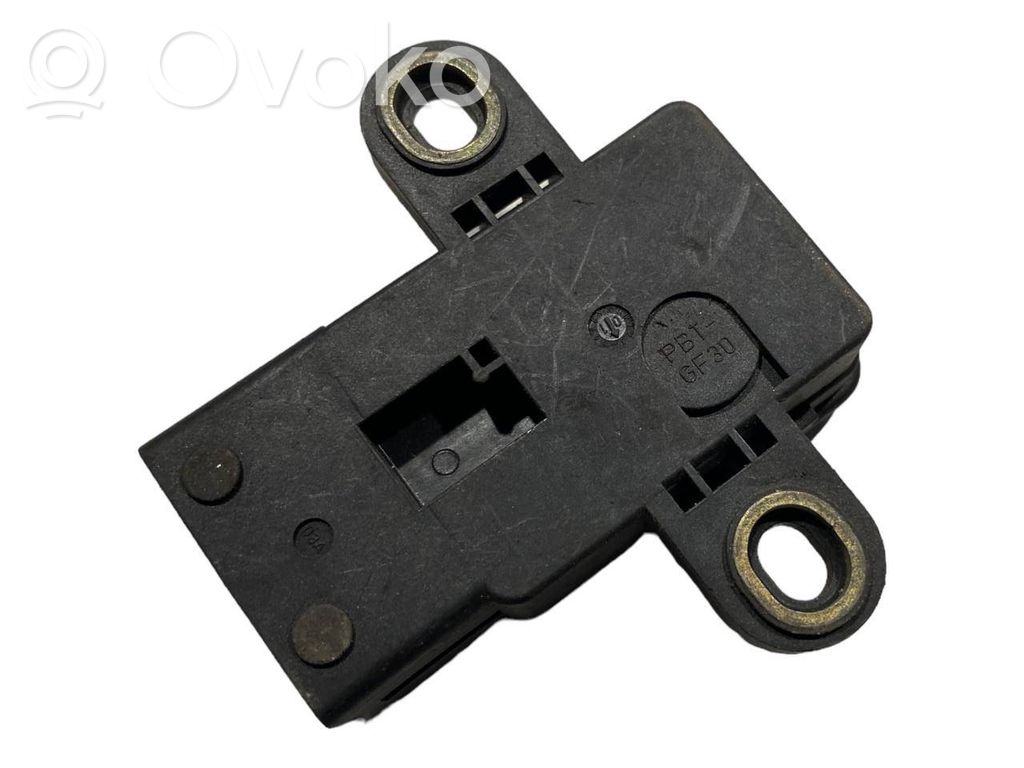 ESP (elektroniskās stabilitātes programmas) sensors (paātrinājuma sensors)
